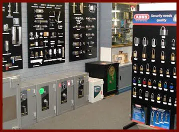 Locksmith Lock Store Bradenton, FL 941-275-1297 Locksmith Lock Store Bradenton, FL 941-275-1297 - 3-nearest-locksmith