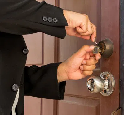 Locksmith Lock Store Bradenton, FL 941-275-1297 Locksmith Lock Store Bradenton, FL 941-275-1297